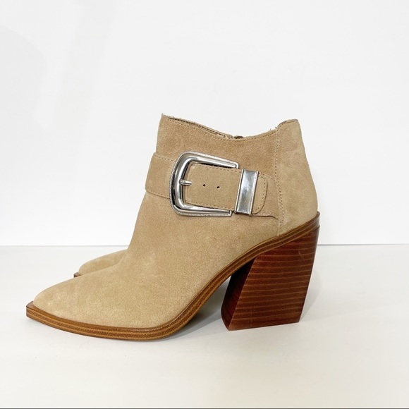 Vince Camuto Gidgey Suede Buckle Pointed Block Heeled Ankle Booties 5.5 US - Picture 3 of 8
